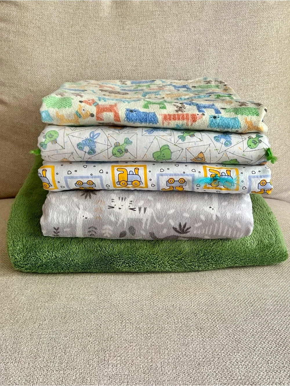 Lot of 5 Baby Boy Receiving & Fleece Blankets Neutral Boy GREAT CONDITION